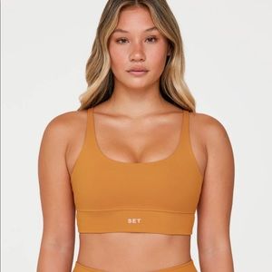 SETactive LUXFORM® SCOOP Y - COURT - MEDIUM -SPORTS BRA